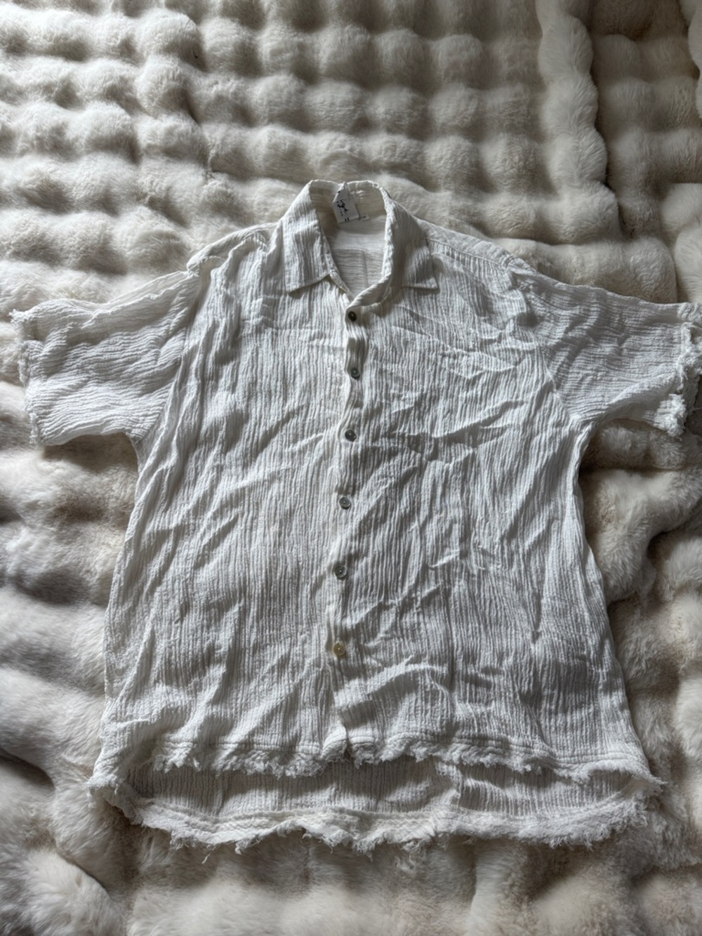 Casual White Crinkle Short-Sleeve Button-Down Shirt
